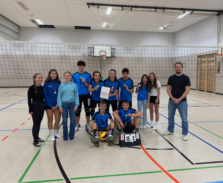 Volleyballer des MTG Augsburg nehmen erfolgreich an der Stadtmeisterschaft teil